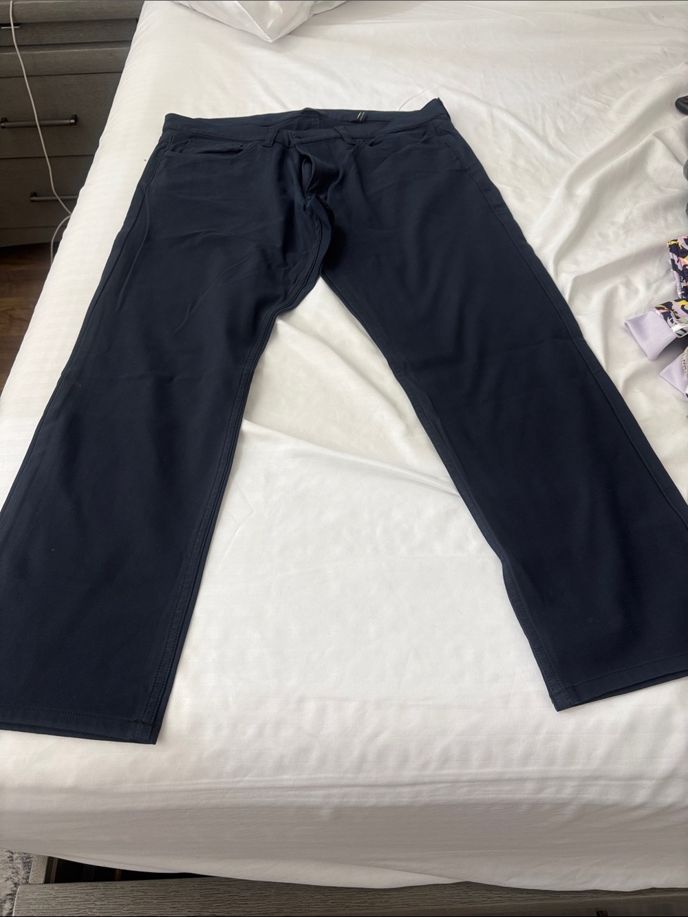 Theory Men's Navy Stretch Jogger Pants